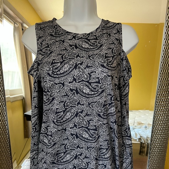 Michael Kors Cold Shoulder Top - Picture 9 of 9